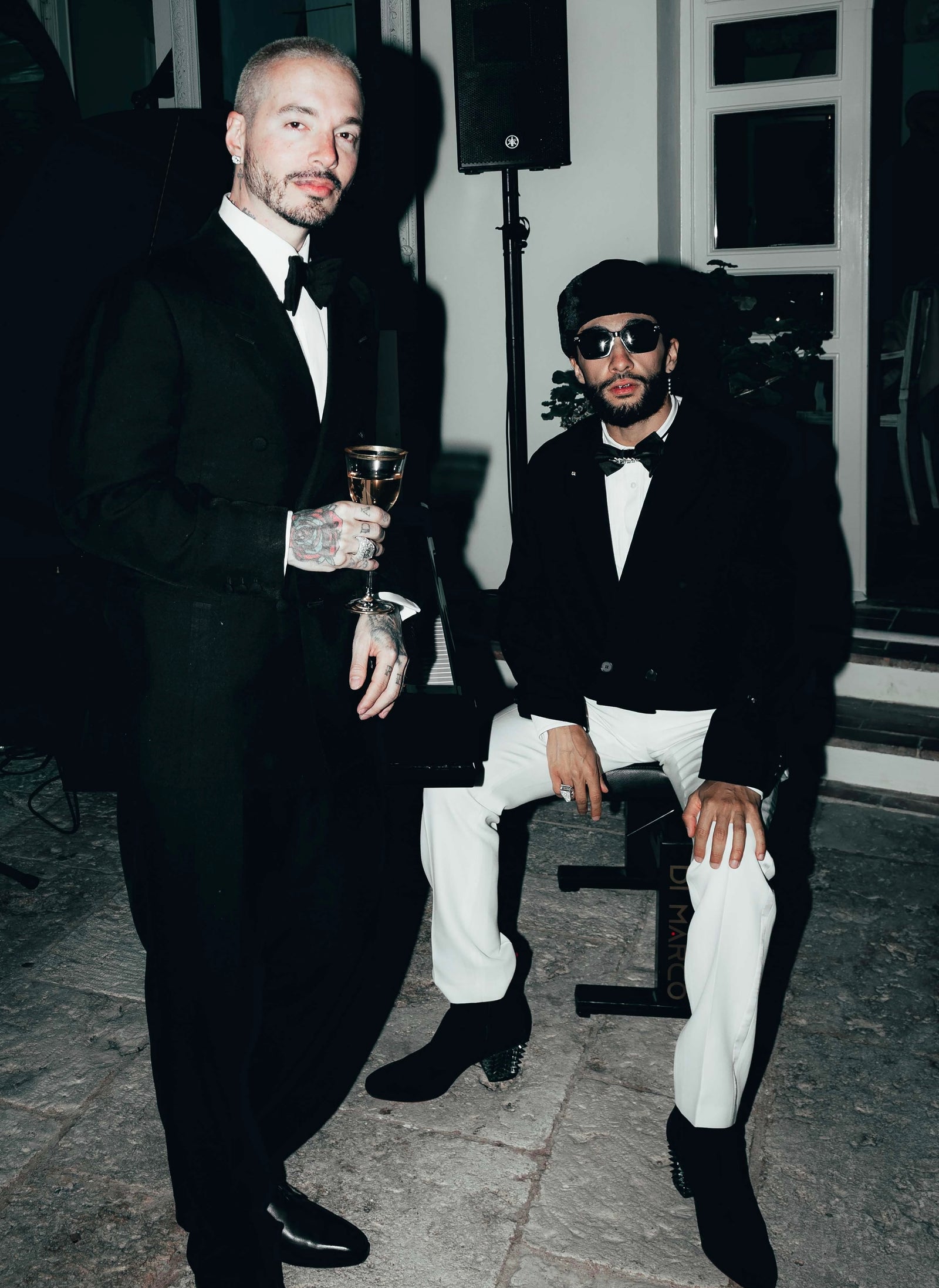Sofiane Pamart avec J Balvin lors d’une soirée