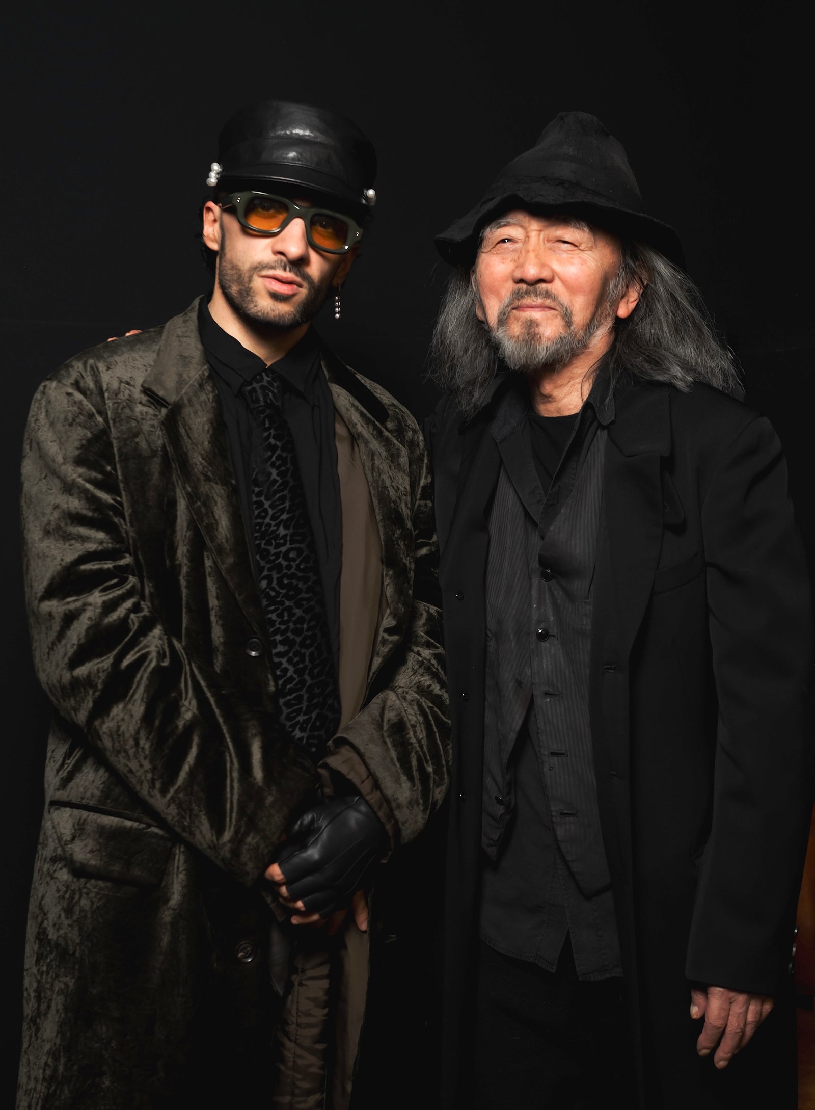 Sofiane Pamart avec son ami le créateur Yohji Yamamoto